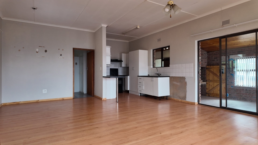 2 Bedroom Property for Sale in Stilbaai Wes Western Cape